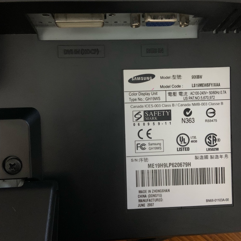 Samsung Computer Desktop Monitor - Picture 3 of 4
